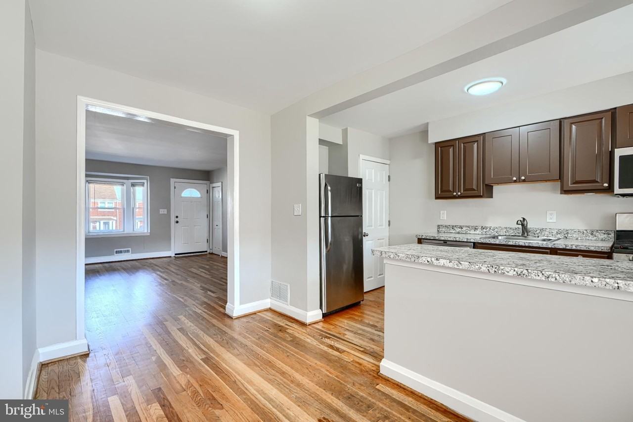 817 N Marlyn Ave - Photo 7 of 20