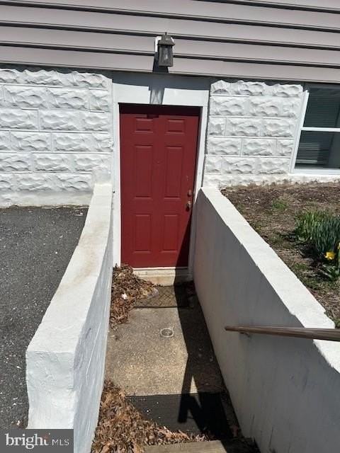 103 Kenwood Ave - Photo 6 of 20