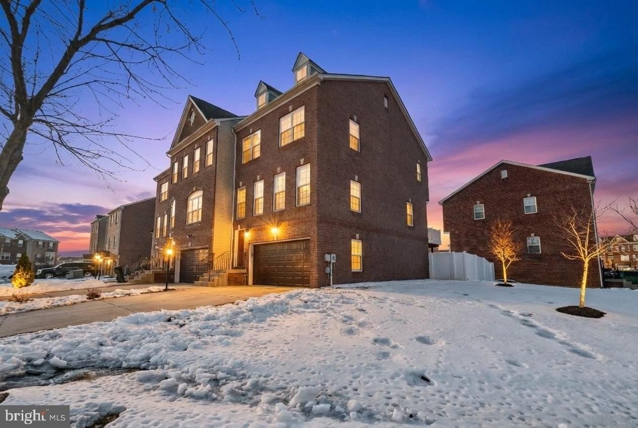 4904 Olympia Pl - Photo 4 of 34