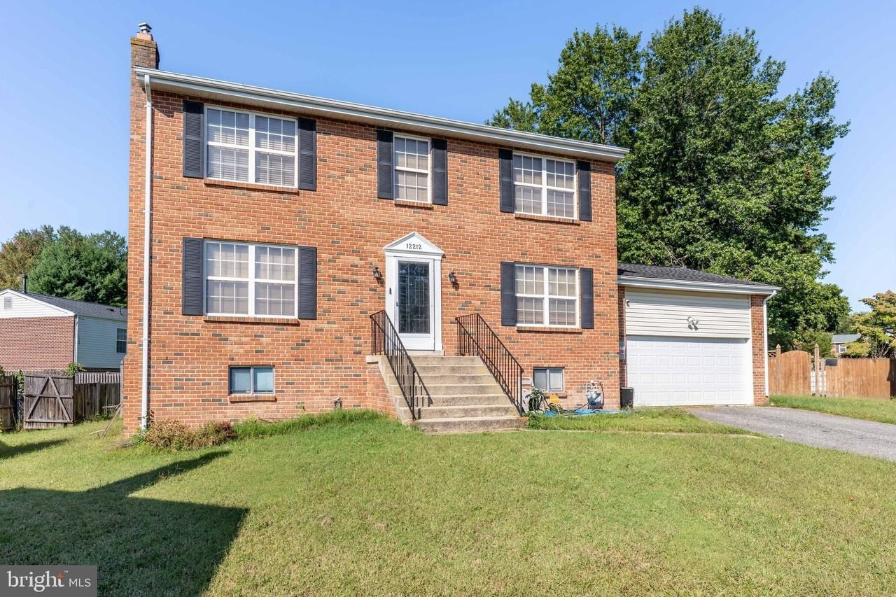 12212 Birchview Dr - Photo 3 of 42