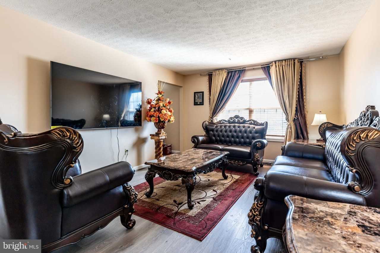 12212 Birchview Dr - Photo 6 of 42