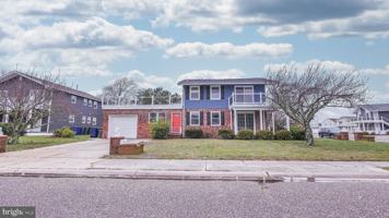 featured image of 4623 Schooner Rd Unit B #B