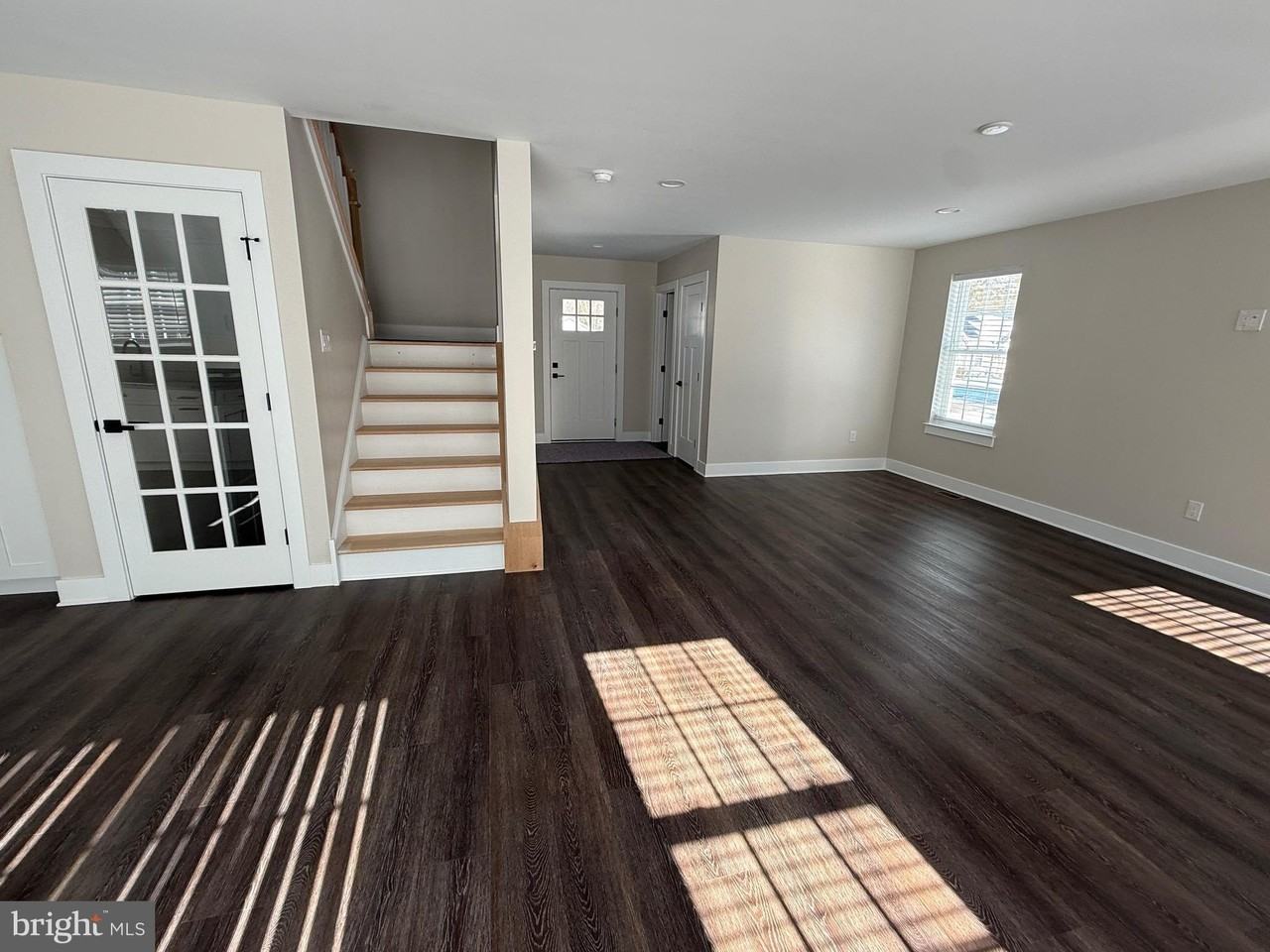 116 Isabella Dr - Photo 7 of 27