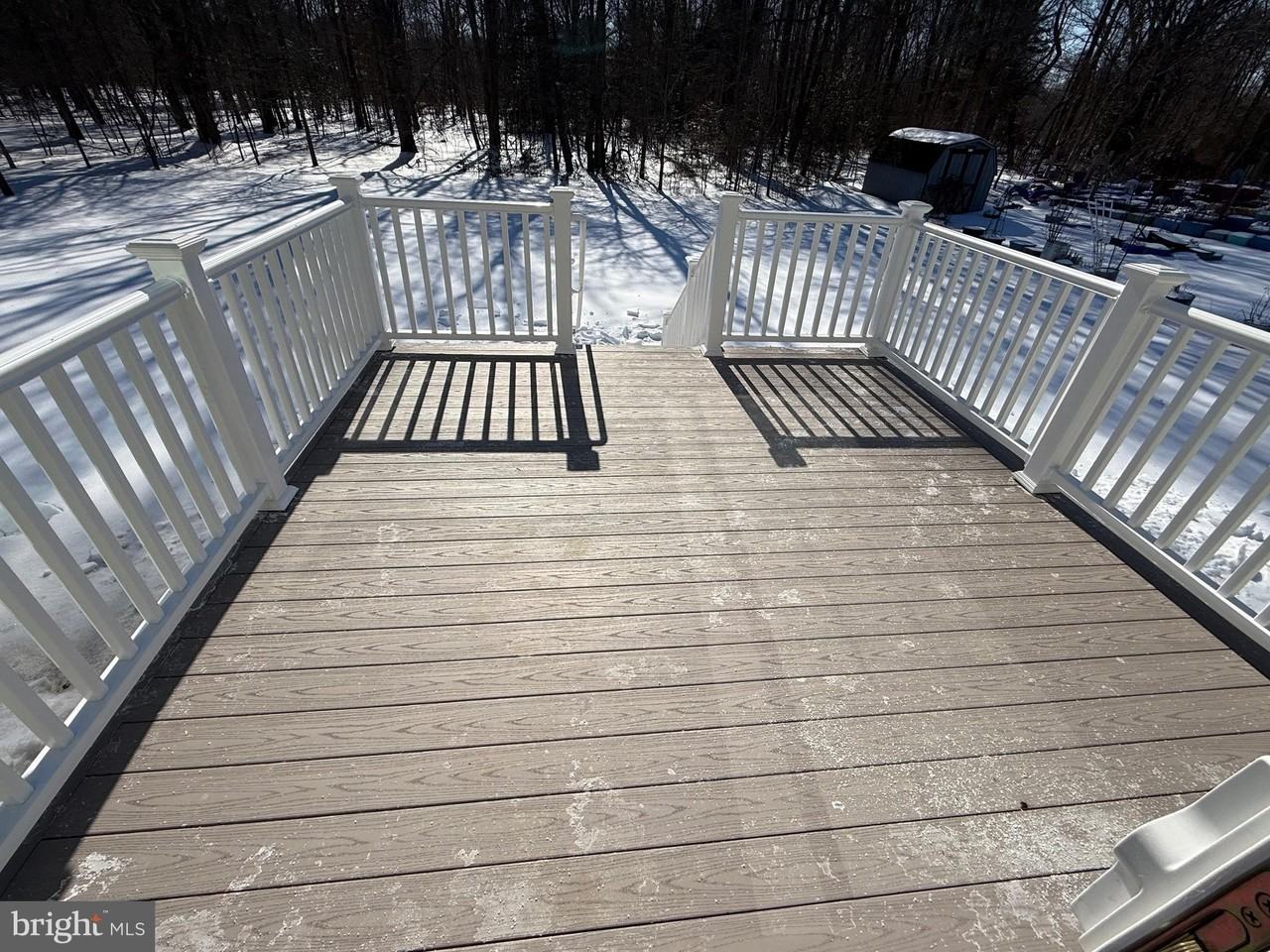 114 Isabella Dr - Photo 2 of 24