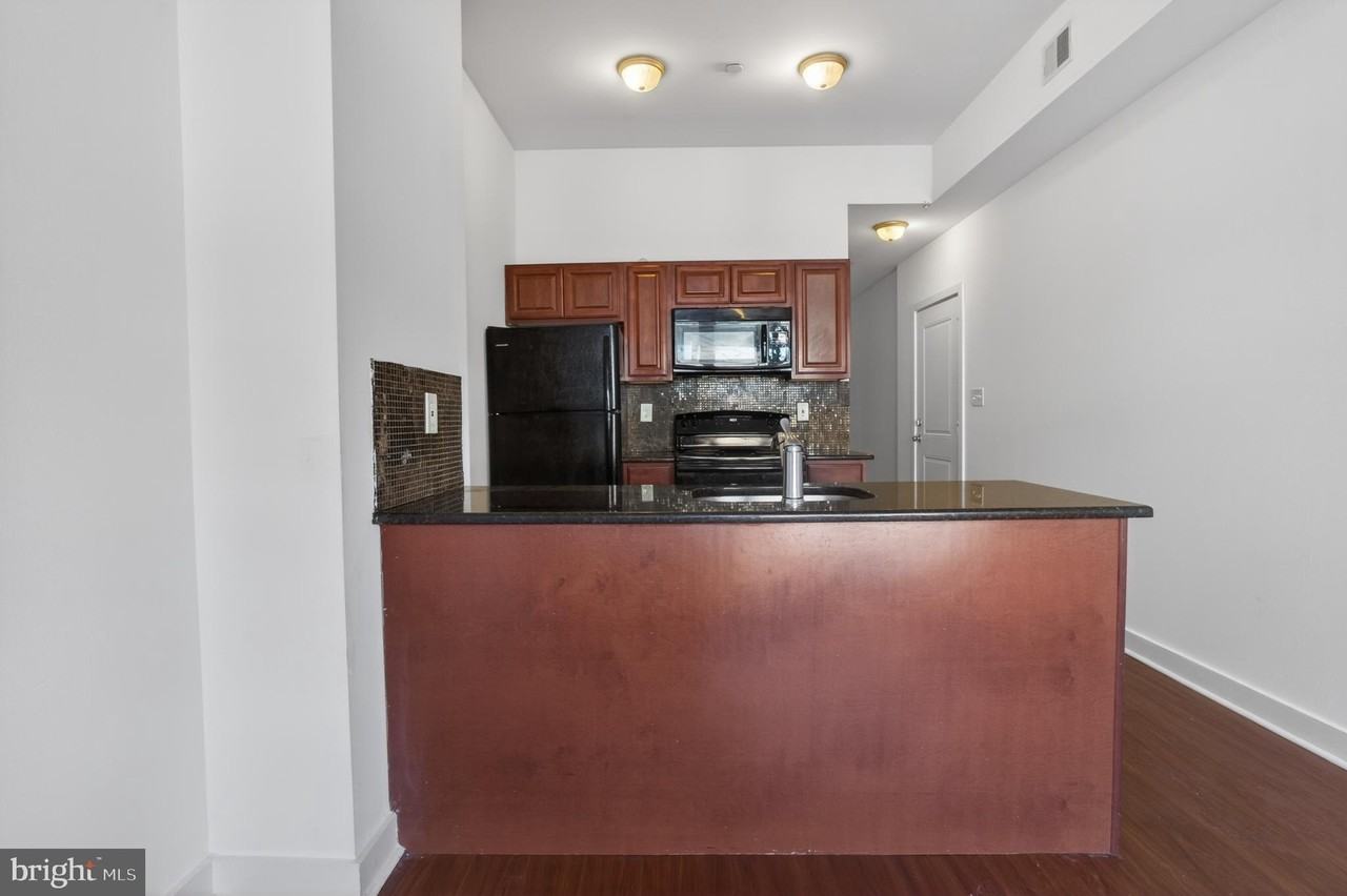 6022 Market St Fl 2 #2 - Photo 3 of 15