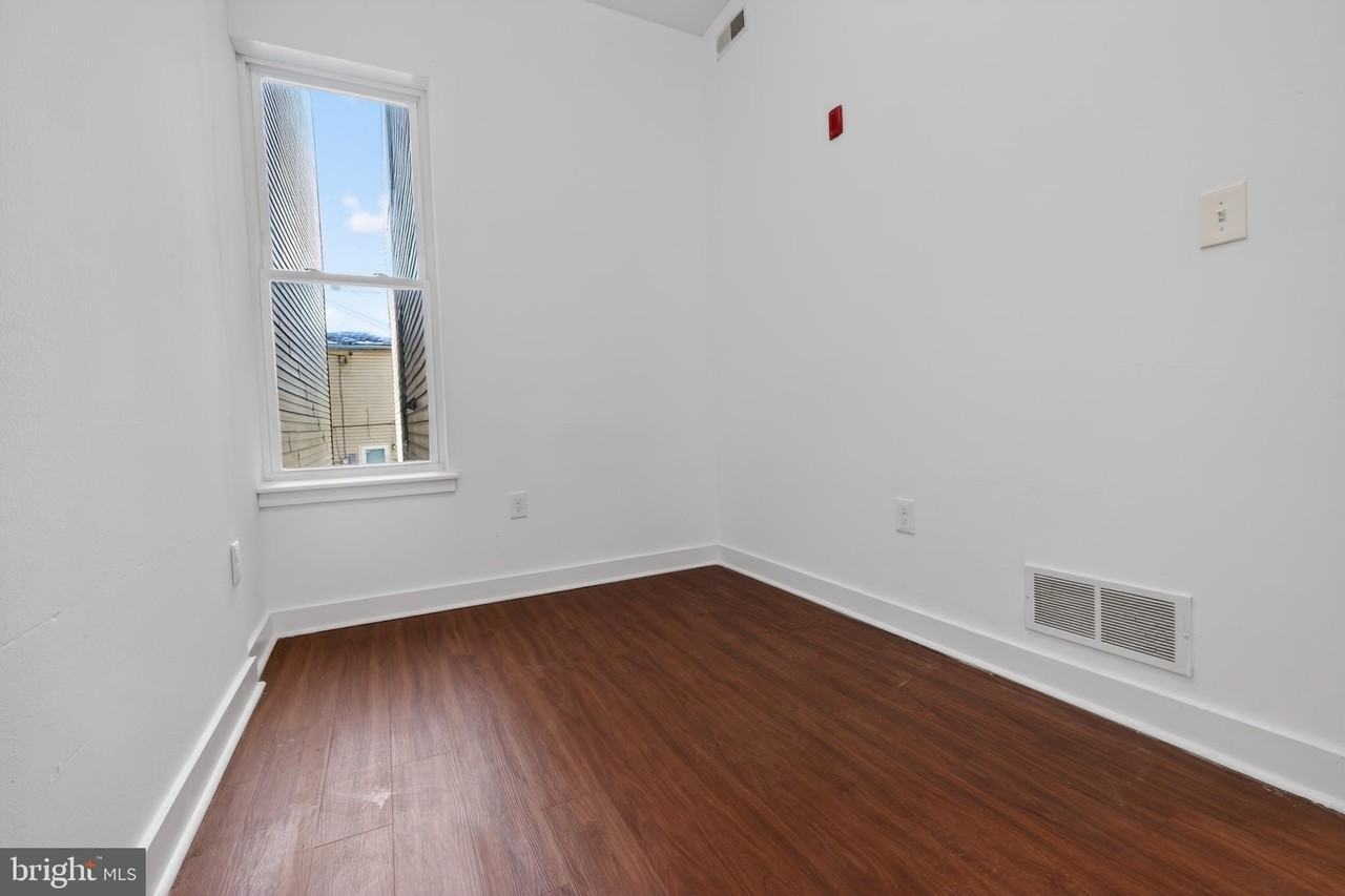 6022 Market St Fl 2 #2 - Photo 6 of 15