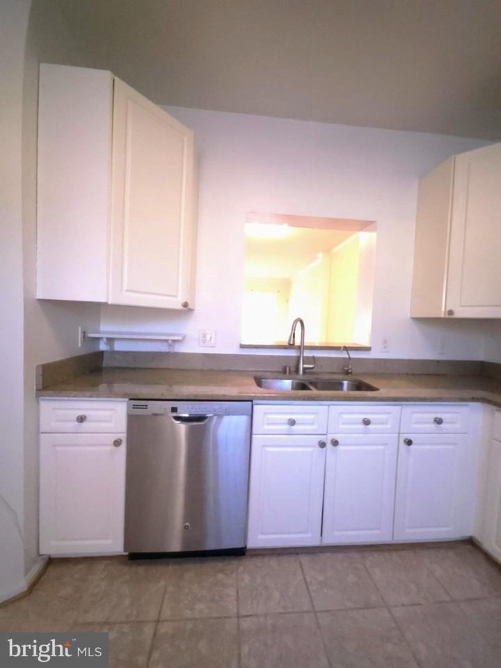 13207 Ashnut Ln - Photo 2 of 30