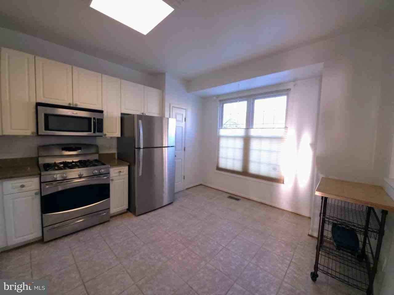 13207 Ashnut Ln - Photo 5 of 30