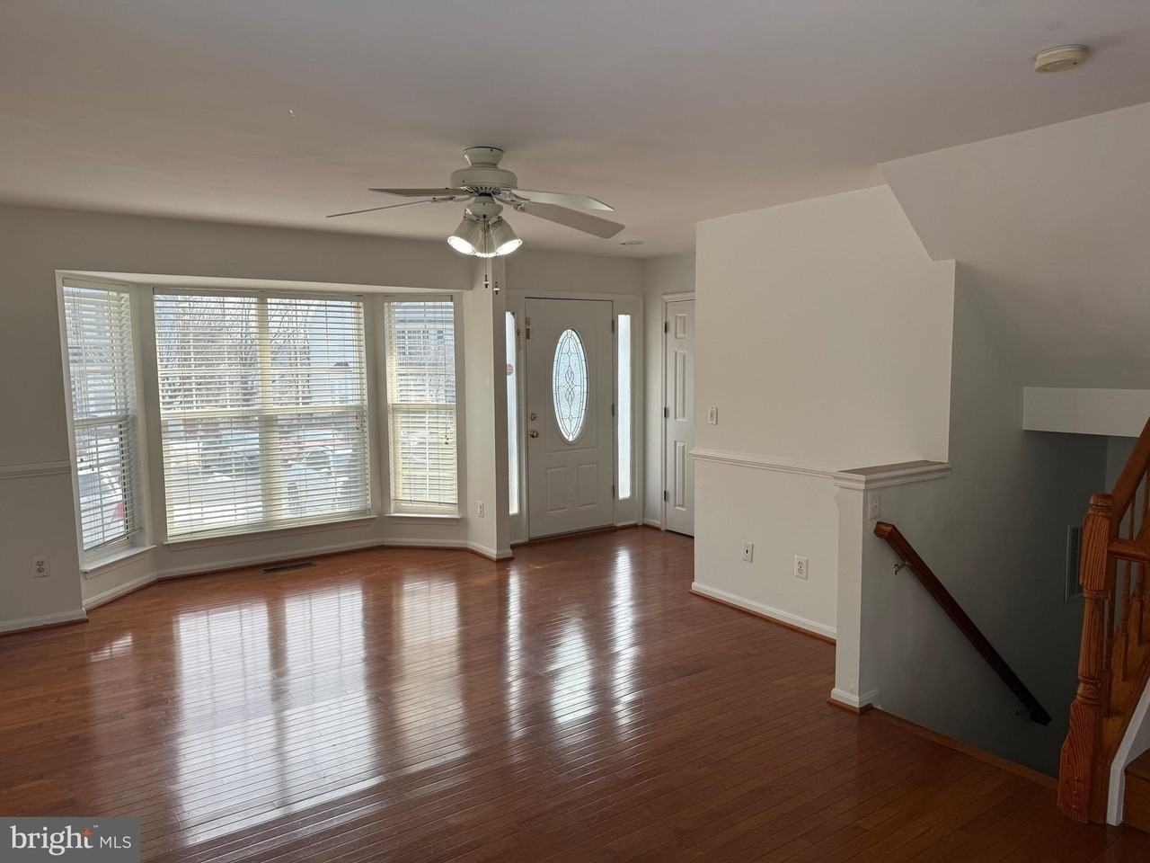 16918 Toms River Loop - Photo 3 of 26