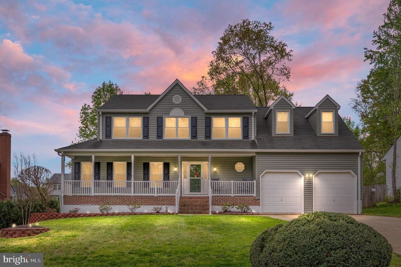 15 Owen St - Photo 2 of 50