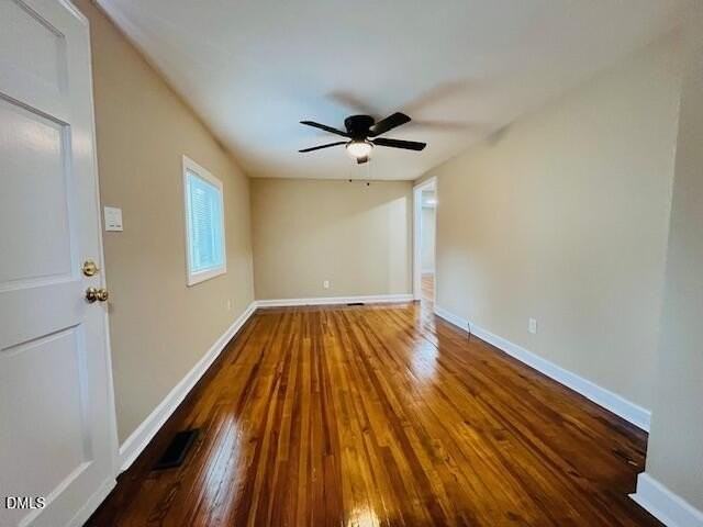 422 Conover St - Photo 2 of 16