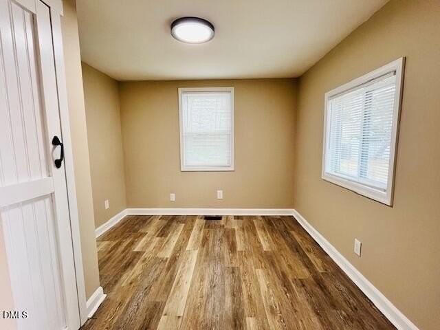 422 Conover St - Photo 5 of 16