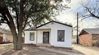 2215 Roberts Ave - Photo 1 of 1