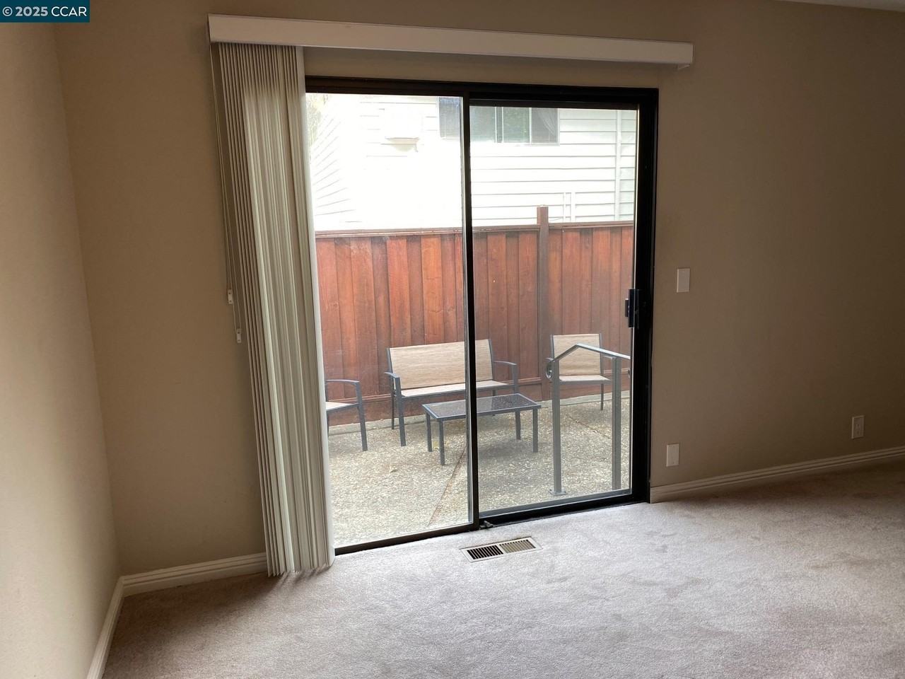 1220 Walker Ave Apt 3 #3 - Photo 4 of 26