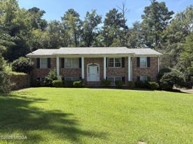 1442 Maplewood Dr - Photo 1 of 1