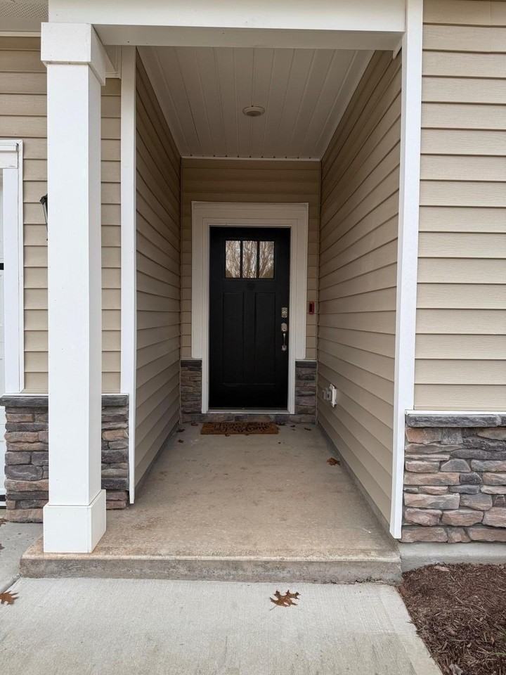 1311 Nichols Creek Rd - Photo 4 of 37