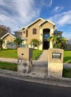 featured image of 2423 W Hampton