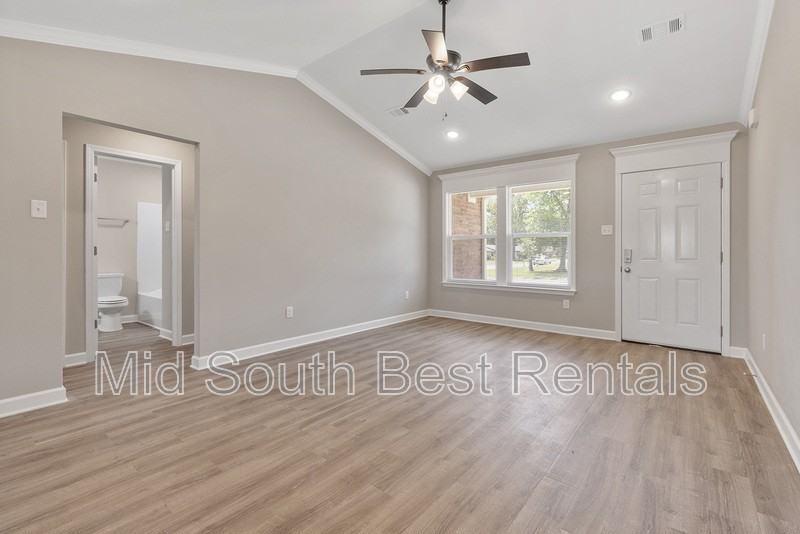 508 Reba Ln - Photo 6 of 15