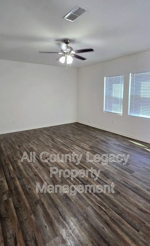 4421 Kendrick Cir - Photo 3 of 12