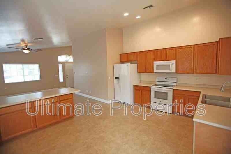 15017 W Riviera Dr - Photo 3 of 10