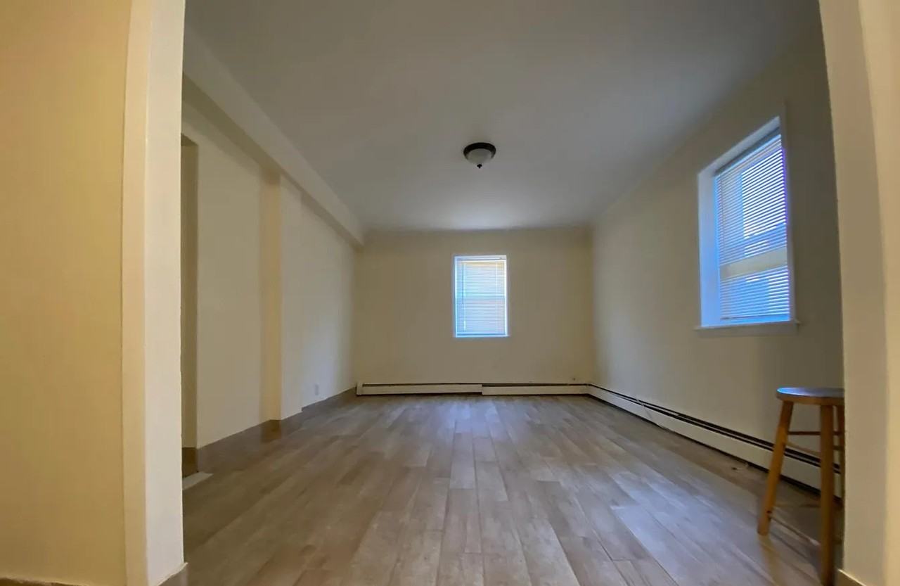 1234 Kearney Ave #4K - Photo 6 of 9