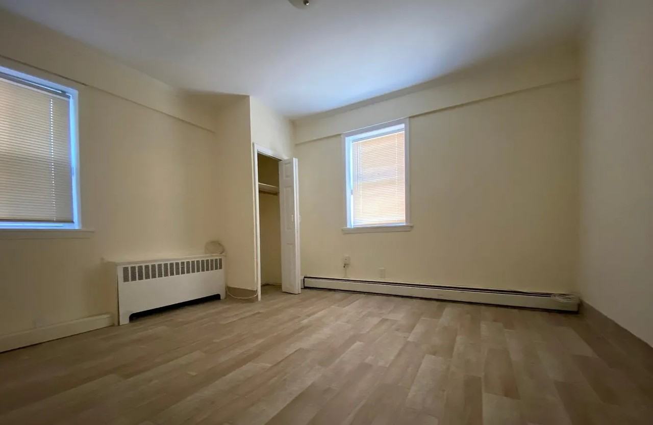 1234 Kearney Ave #4K - Photo 7 of 9