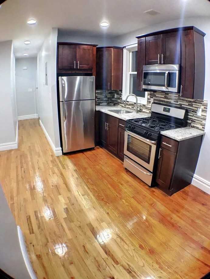 646 E 241st St - Photo 5 of 6