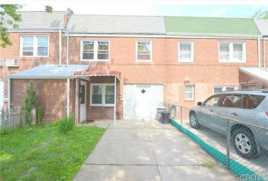 4761 196th St #6D - Photo 5 of 5