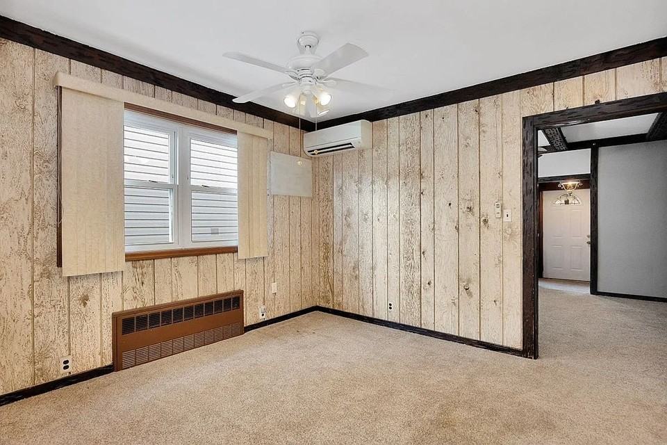 5816 69th St #3D - Photo 3 of 7