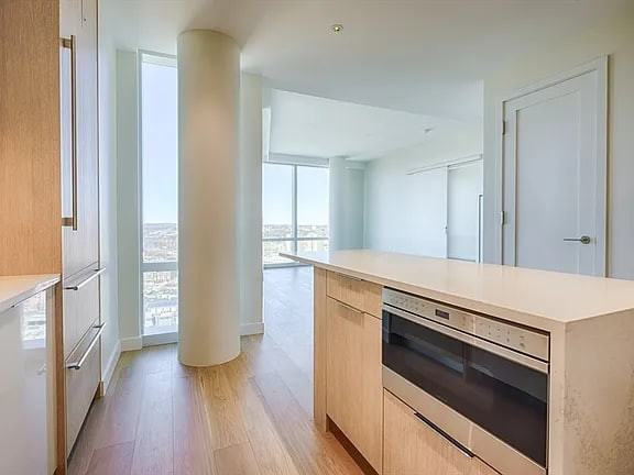 188 Brookline Ave - Photo 3 of 9