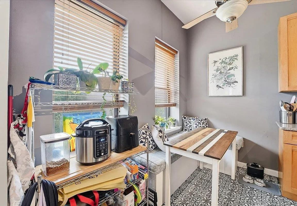 102 Ogden Ave - Photo 7 of 12