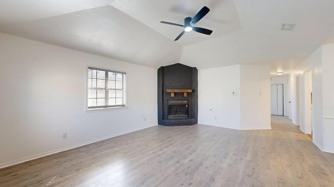 4000 Tiffany Trl - Photo 2 of 26