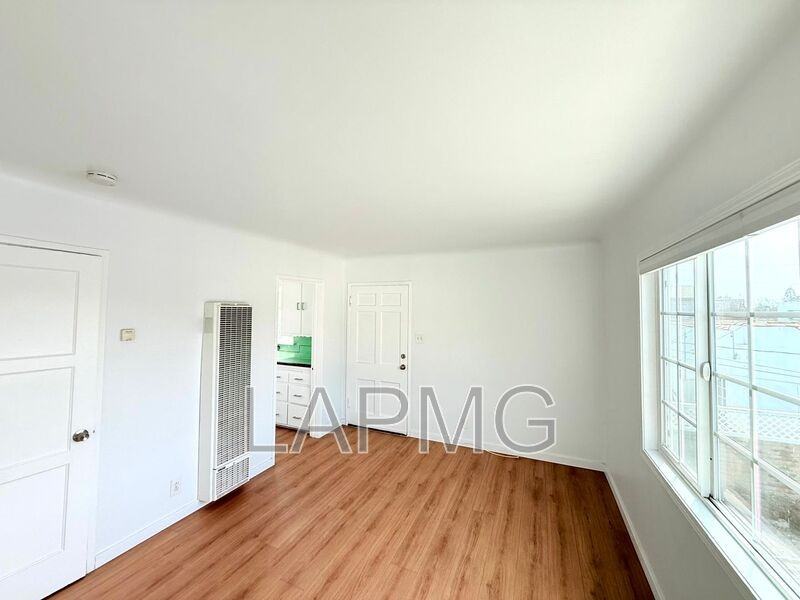 230 Rennie Ave #232 - Photo 4 of 16