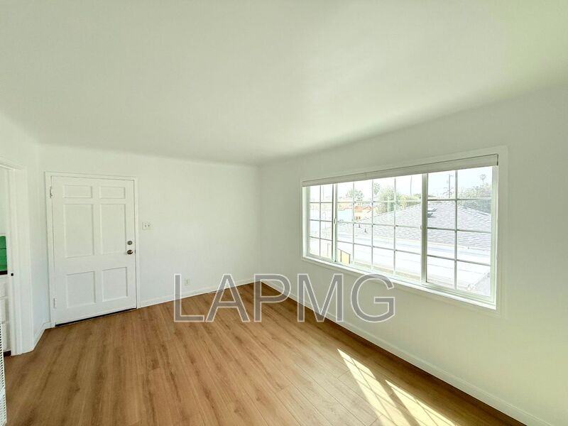 230 Rennie Ave #232 - Photo 5 of 16