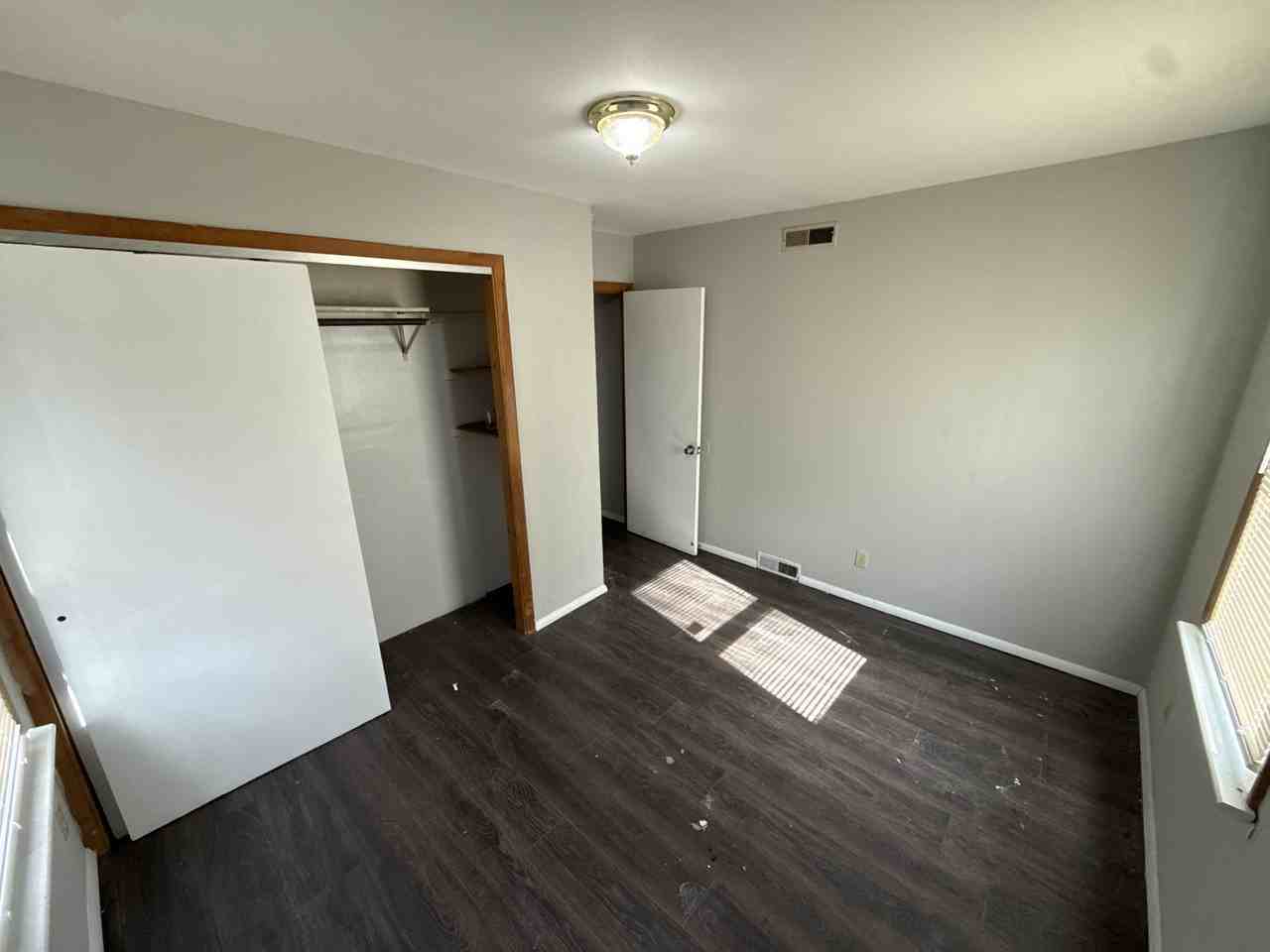 10169 Winkler Dr - Photo 7 of 12