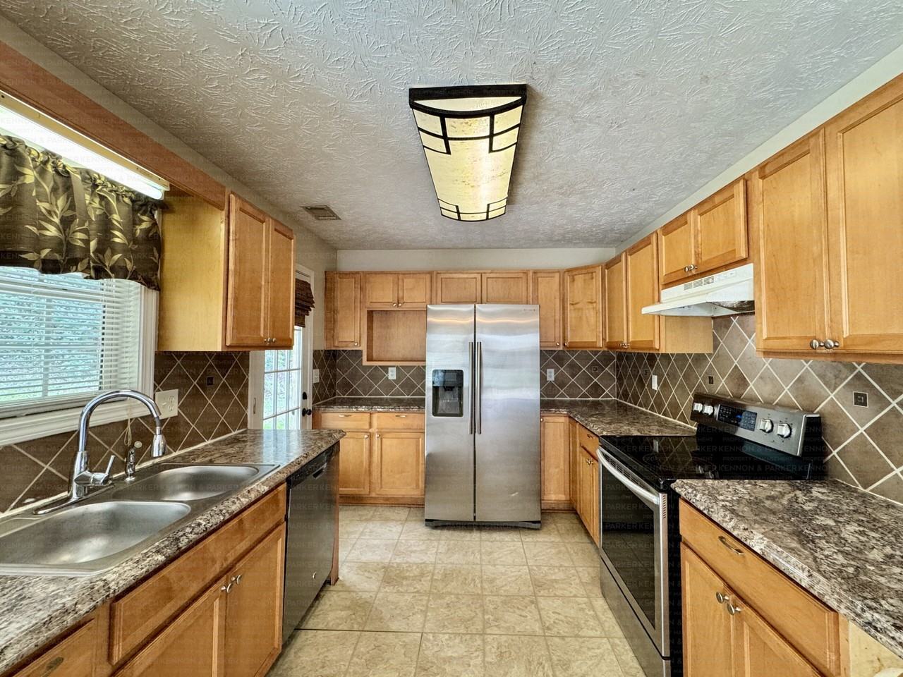 16 Mann St - Photo 6 of 14