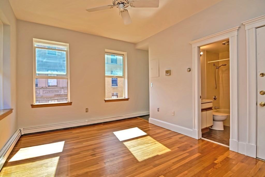 27 Anderson St - Photo 2 of 21