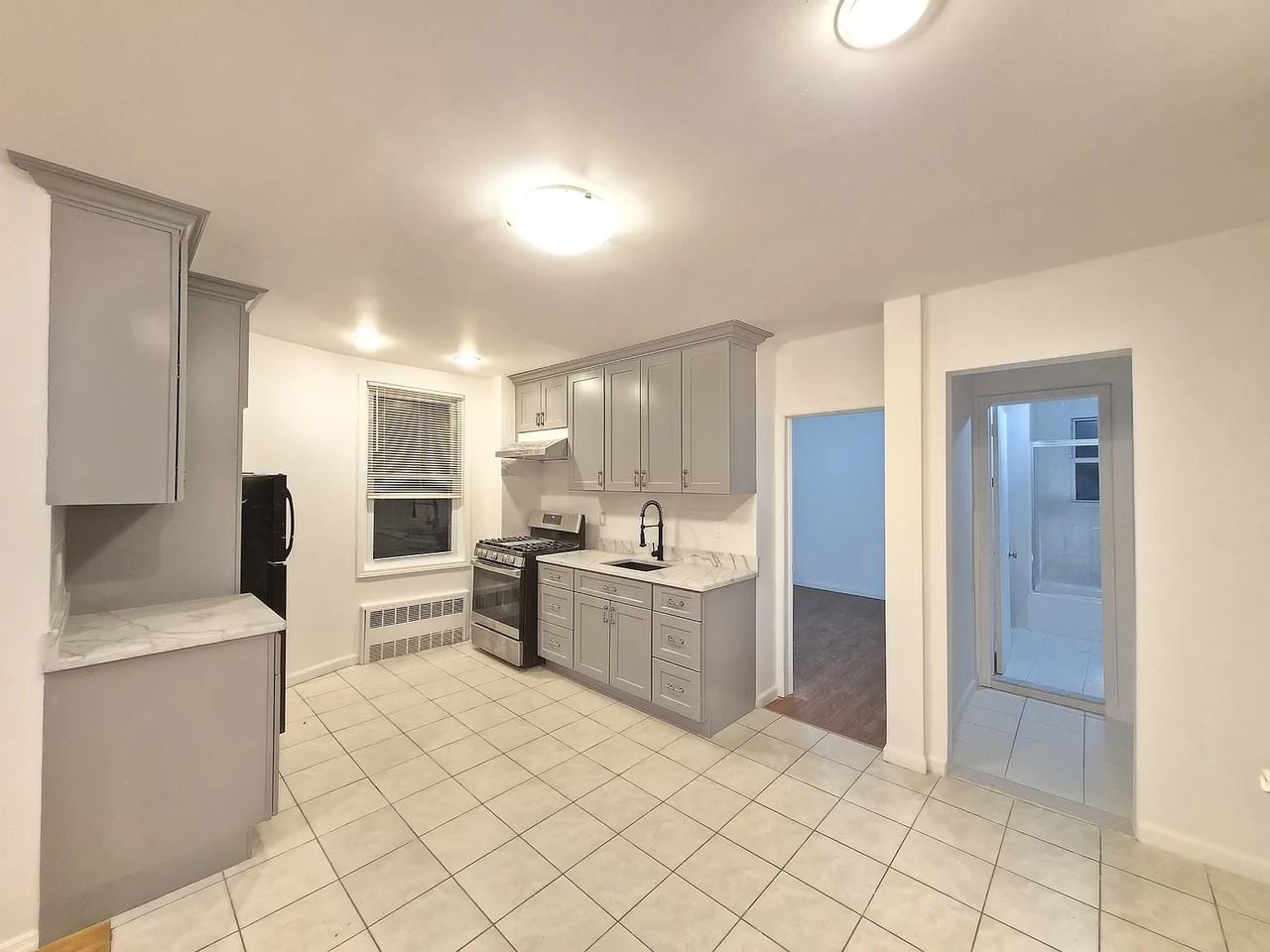 1408 77th St - Photo 3 of 10