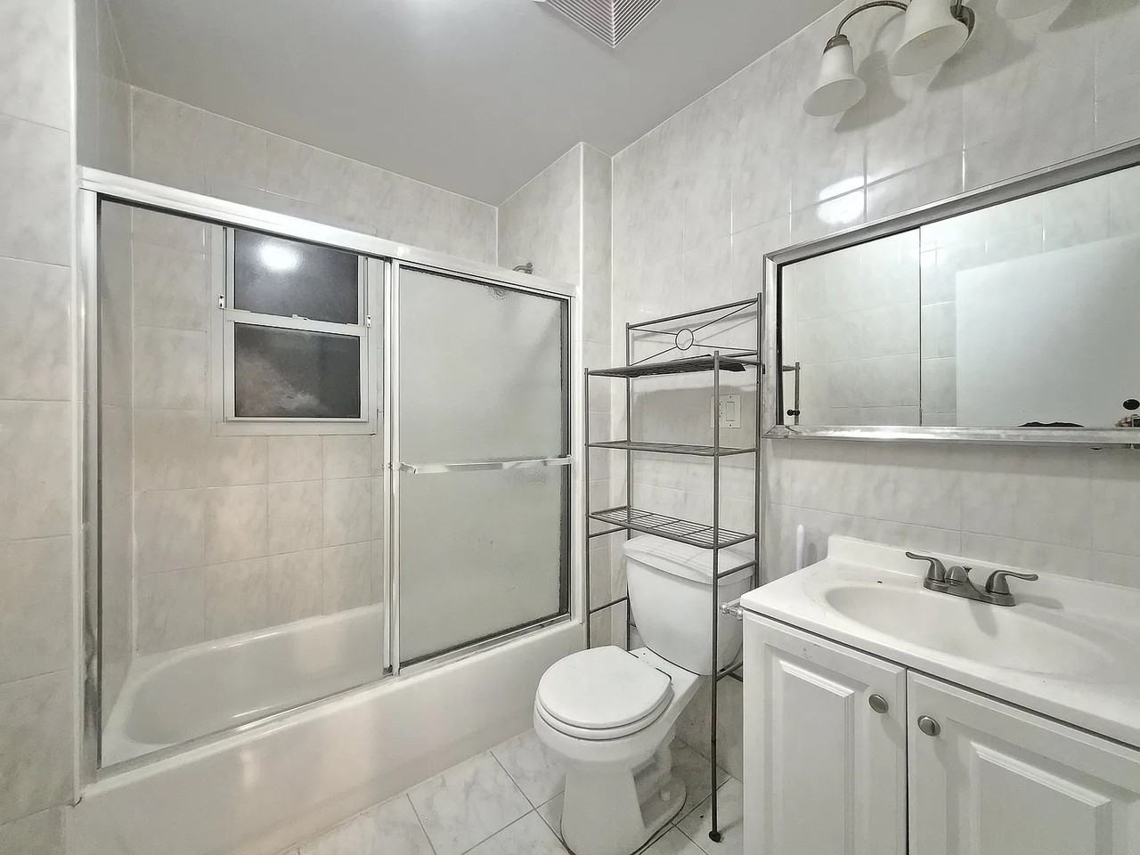 1408 77th St - Photo 7 of 10