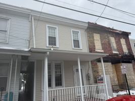 featured image of 227 Mifflin St