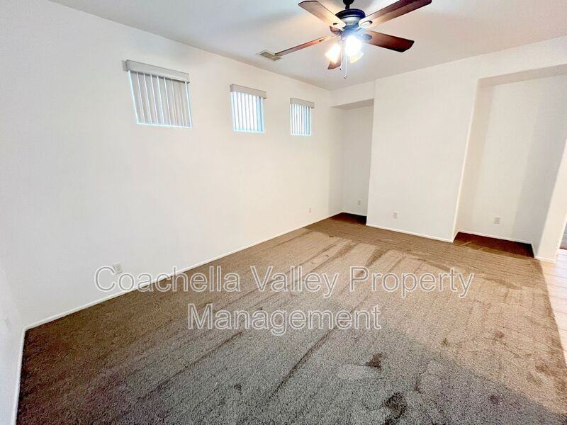 66206 Lantana Ln - Photo 5 of 47