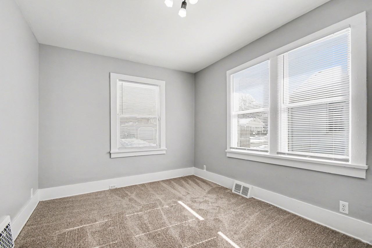 125 Orange Ave - Photo 6 of 16