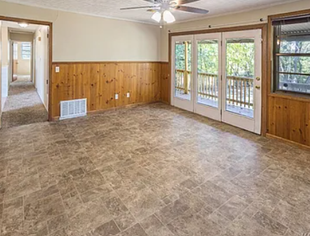 1422 Flamingo Ln - Photo 3 of 23