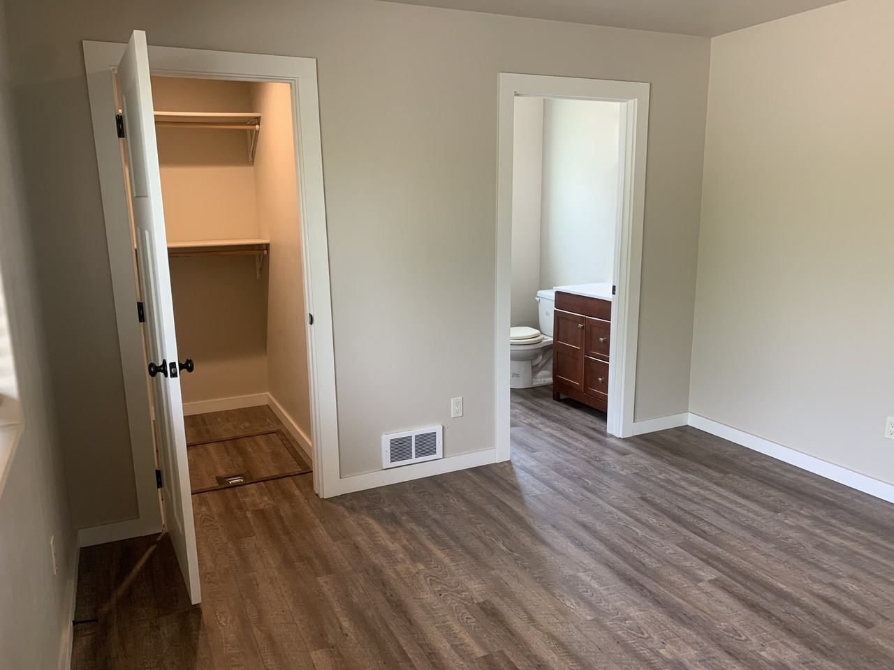 119 E Cottonwood Dr #2 - Photo 6 of 14