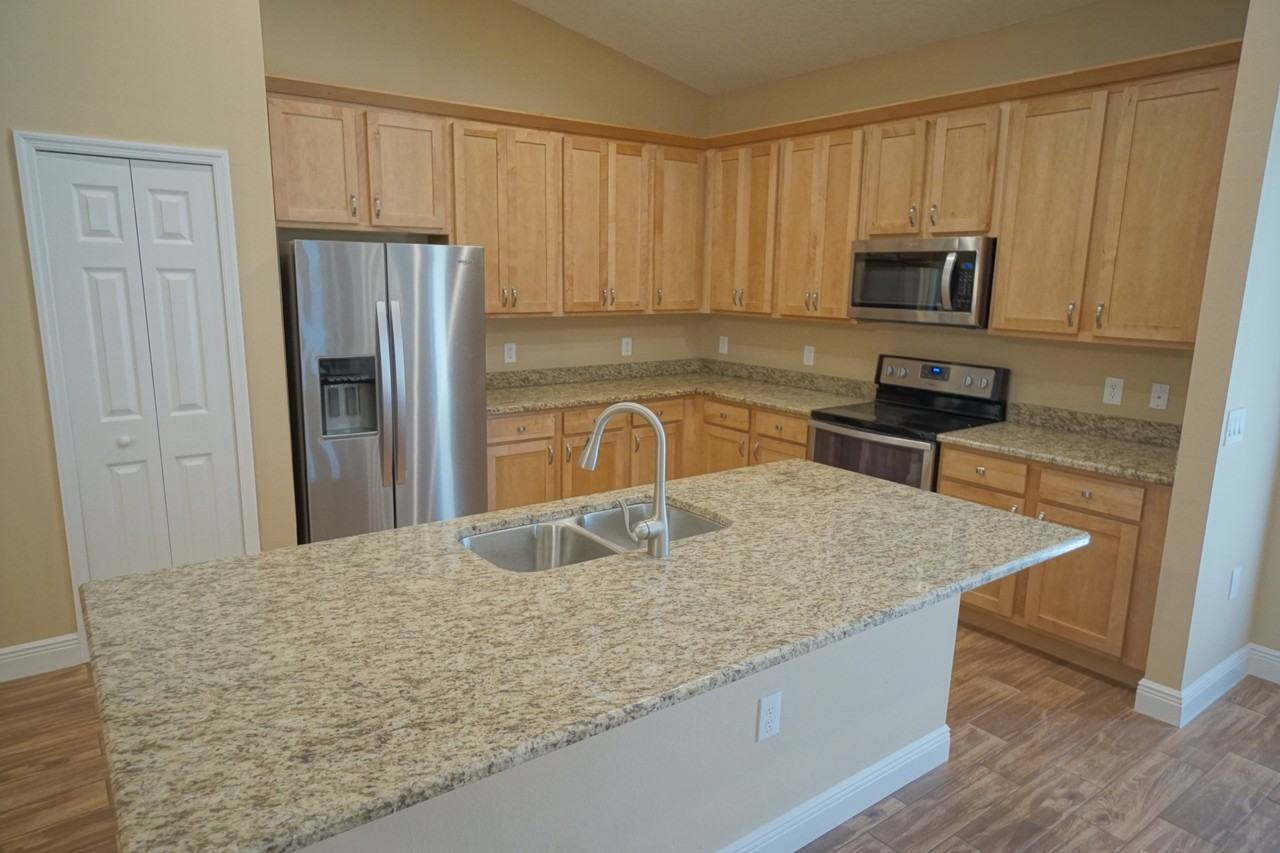 3525 W Ballast Point Blvd - Photo 5 of 17