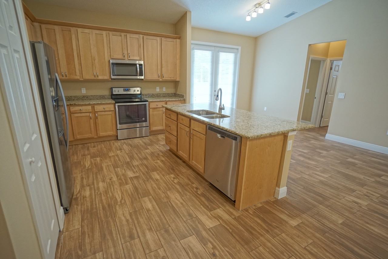 3525 W Ballast Point Blvd - Photo 6 of 17