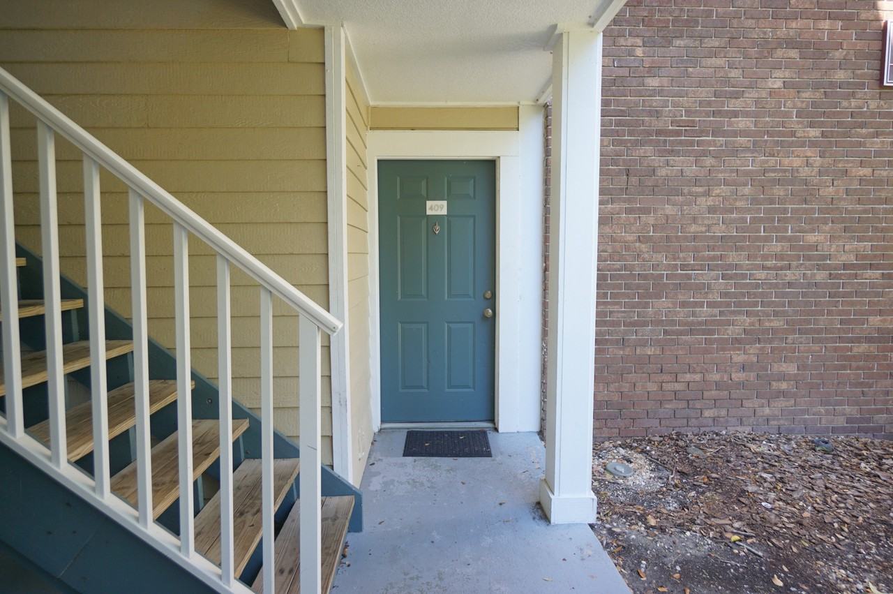 10122 Winsford Oak Blvd #409 - Photo 2 of 24
