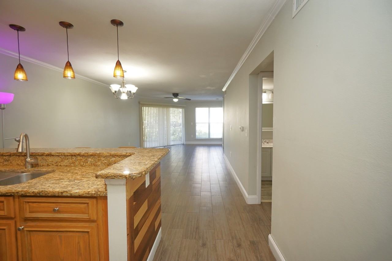 10122 Winsford Oak Blvd #409 - Photo 3 of 24