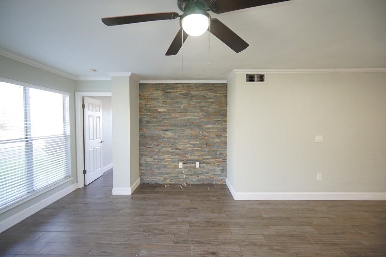 10122 Winsford Oak Blvd #409 - Photo 7 of 24