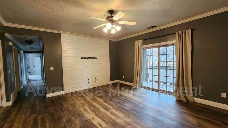 203 Nw #201 - Photo 2 of 14